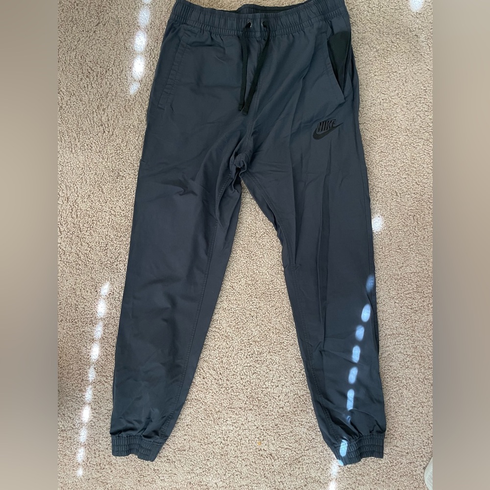 Men’s nike medium joggers